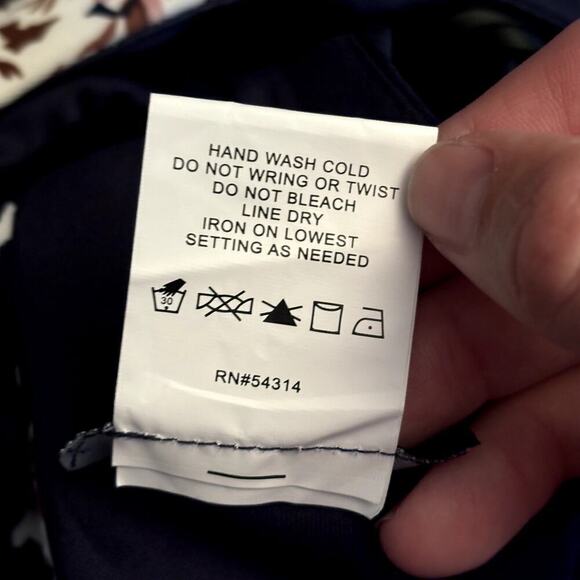 B Darlin Floral Halter Fit and Flare Dress Navy Pink Floral Size 9/10 - Picture 11 of 12